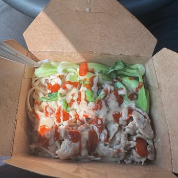 Yumami - Large chicken with egg noodles & baby bok choy - Japanese Near Me - Los Angeles, California Yumami - Large chicken with egg noodles & baby bok choy - Japanese Near Me - Los Angeles, California