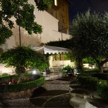 VOI Donna Camilla Savelli - Courtyard @ night. - Hotels Near Me - Rome, RM VOI Donna Camilla Savelli - Courtyard @ night. - Hotels Near Me - Rome, RM
