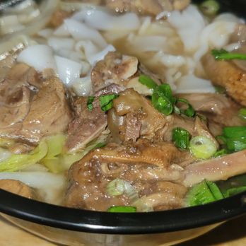 Lam's Kitchen - Duck funn - Noodles Near Me - Honolulu, Hawaii Lam's Kitchen - Duck funn - Noodles Near Me - Honolulu, Hawaii