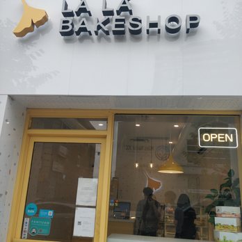 LA LA Bakeshop - Vietnamese Near Me - Toronto, Ontario LA LA Bakeshop - Vietnamese Near Me - Toronto, Ontario