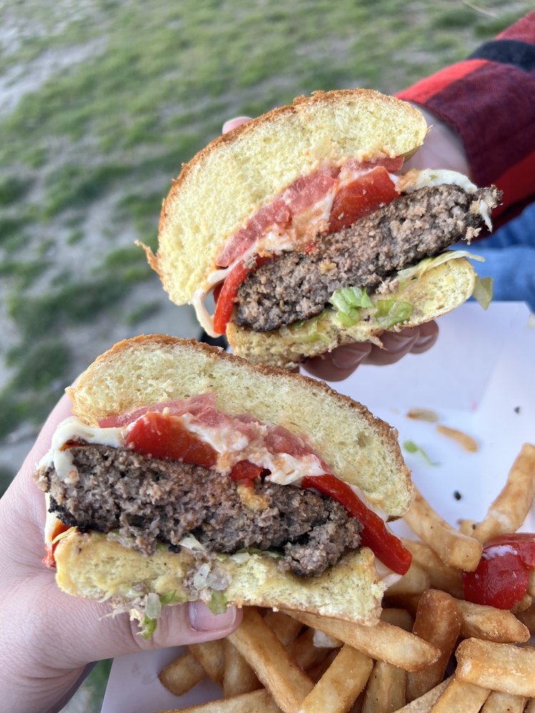 COURTNEYS KITCHEN 757 FOOD TRUCK Updated October 2024 Virginia Beach, Virginia Food Trucks