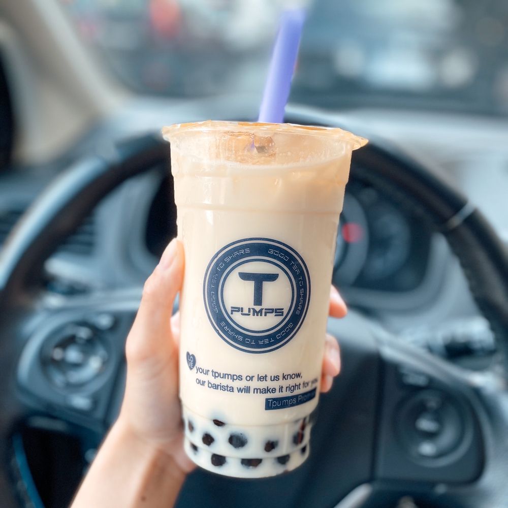 Tpumps - Burlingame - a hand holding a cup of bubble tea - Bubble Tea Near Me - Burlingame, California Tpumps - Burlingame - a hand holding a cup of bubble tea - Bubble Tea Near Me - Burlingame, California