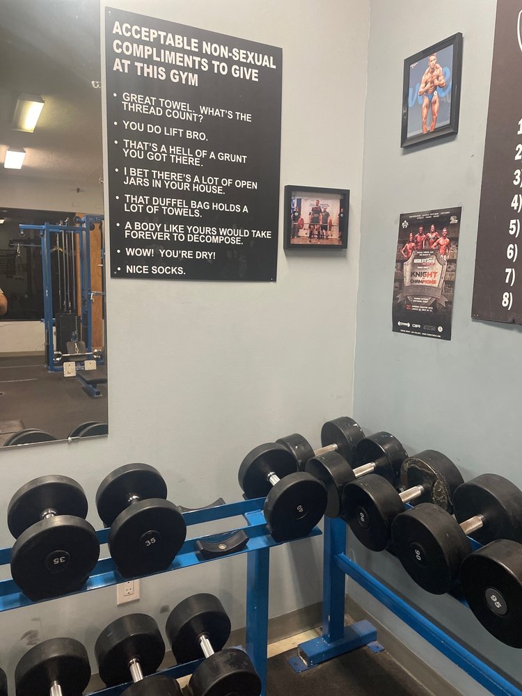 DOLLY’S GYM Updated July 2024 111 Nicol Street, Nanaimo, British