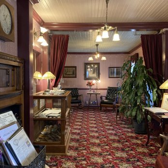 Julian Gold Rush Hotel - Living area/check in counter - Hotels Near Me - Julian, California Julian Gold Rush Hotel - Living area/check in counter - Hotels Near Me - Julian, California