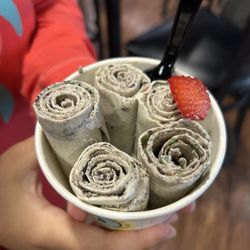 South Pole Ice Cream Rolls