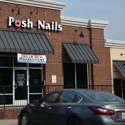 Posh Nails - New Management