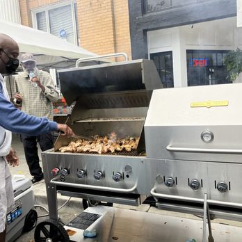 Carlyle's Chicken Wings - Grilling - Chicken Wings Near Me - Oakland, California Carlyle's Chicken Wings - Grilling - Chicken Wings Near Me - Oakland, California