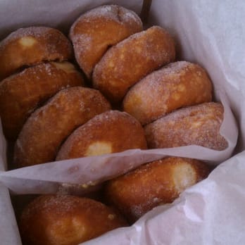 Leonard's Bakery - Original Malasadas ROCK!!! - Bakeries Near Me - Honolulu, Hawaii Leonard's Bakery - Original Malasadas ROCK!!! - Bakeries Near Me - Honolulu, Hawaii