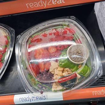 Safeway - Family size salad - Grocery Near Me - Pleasanton, California