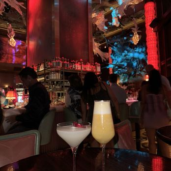 Sexy Fish Miami - lychee and pornstar martini - Seafood Near Me - Miami, Florida