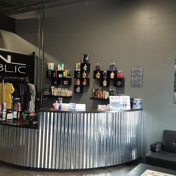 Tan Republic Springfield - Gateway - Tanning Beds Near Me - Springfield, Oregon