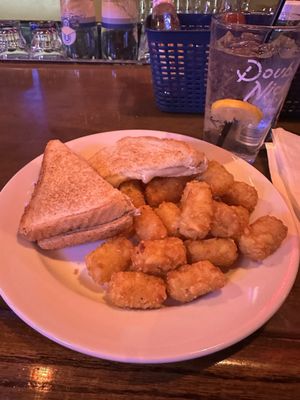 Interstate Drafthouse by null