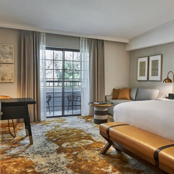 GKW Architects - Inn At Saratoga  King room - Architects Near Me - Campbell, California