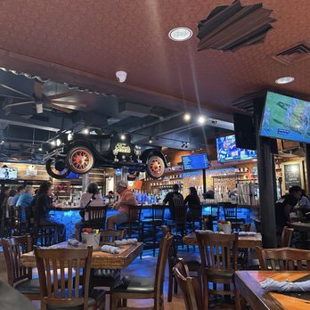 Ford's Garage Ft. Myers - Bar area - Burgers Near Me - Fort Myers, Florida