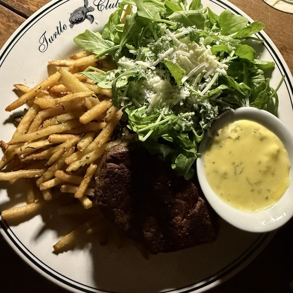 Turtle Club Restaurant - Bistro Frites with filet - Seafood Near Me - Naples, Florida Turtle Club Restaurant - Bistro Frites with filet - Seafood Near Me - Naples, Florida