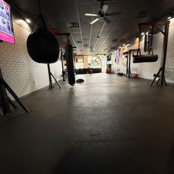 9Round Kickboxing Fitness - Studio interior from back