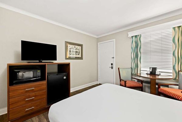 Best Western Route 66 Rail Haven by null