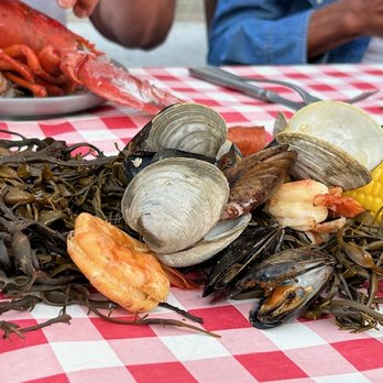 Puritan & Company - Clambake1 - New American Near Me - Cambridge, Massachusetts