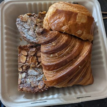 Guillotine Bakery - Bakeries Near Me - Chicago, Illinois