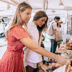 The Destination Designer - Farmers Market shopping in Rome, Italy