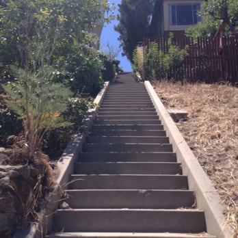 High Tower Elevator - This set was actually a tough one because of the # of stairs, the steepness, and the lack of shade. - Landmarks & Historical Buildings Near Me - Los Angeles, California