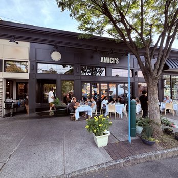 Amici's Restaurant - Outside - Pizza Near Me - Maywood, New Jersey