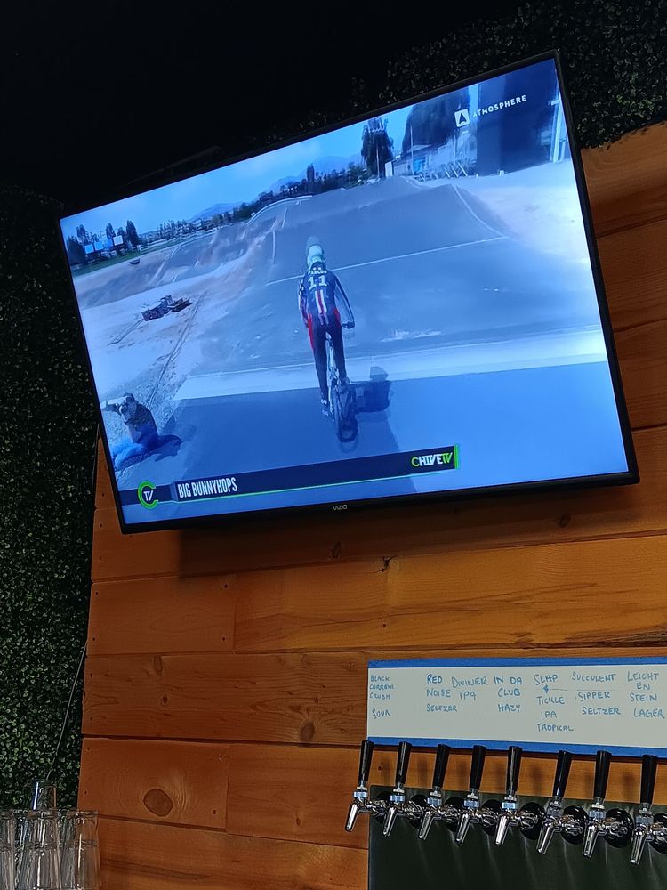 GOBLETS & GROWLERS Updated July 2024 25 Photos 31796 Casino Dr