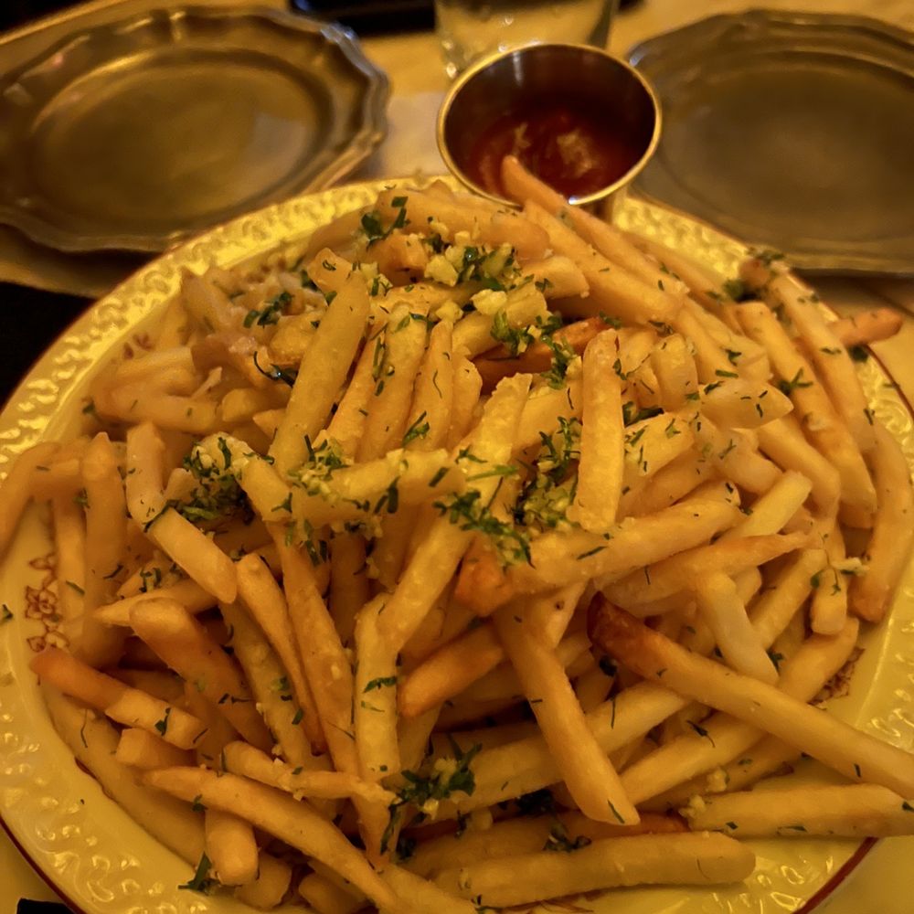 The Wolves - Garlic fries - Cocktail Bars Near Me - Los Angeles, California The Wolves - Garlic fries - Cocktail Bars Near Me - Los Angeles, California