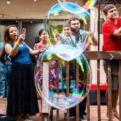 George The Magician And Bubble Extraordinaire
