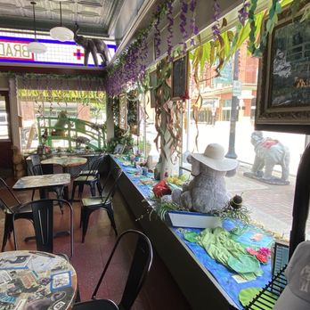 Modoc's Market - Inside - Coffee & Tea Near Me - Wabash, Indiana