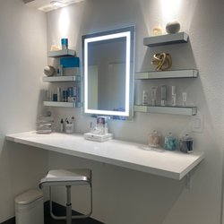 Artemedica - Artemedica Healdsburg Makeup Bar