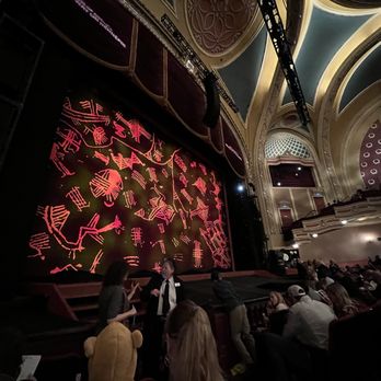 Orpheum Theatre - Curtains for the lion King - Performing Arts Near Me - Minneapolis, Minnesota Orpheum Theatre - Curtains for the lion King - Performing Arts Near Me - Minneapolis, Minnesota