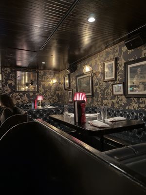 Parker & Quinn by null