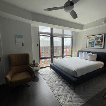 Placemakr Marymount Ballston - Hotels Near Me - Arlington, Virginia