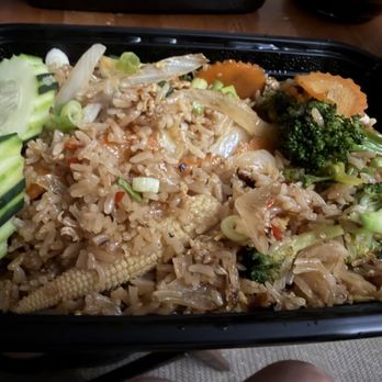 Hiso - Veggie fried rice - Laotian Near Me - Sacramento, California