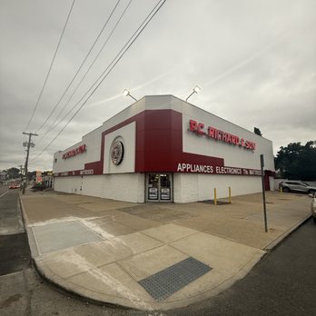 P.C. Richard & Son - Electronics Near Me - Elmont, New York P.C. Richard & Son - Electronics Near Me - Elmont, New York