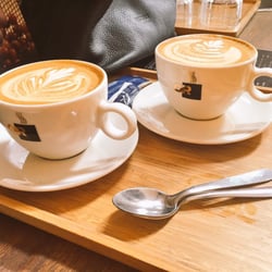 Or Espresso Bar - Two perfect flat whites!