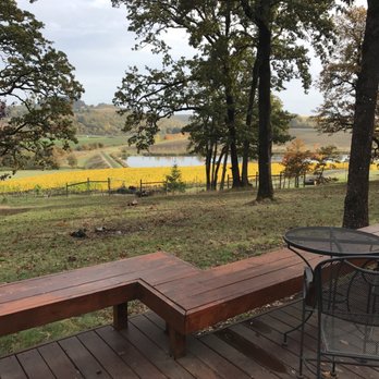 Johan Vineyards - Deck view - Wineries Near Me - Rickreall, Oregon