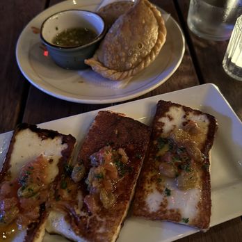 Cafe La Trova - Queso frito - Cocktail Bars Near Me - Miami, Florida Cafe La Trova - Queso frito - Cocktail Bars Near Me - Miami, Florida