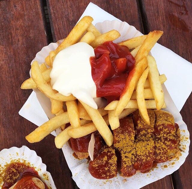 Curry Fritze - What a Wurst