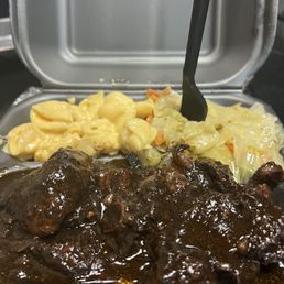 Oxtail cabbage Mac n cheese Oxtail cabbage Mac n cheese