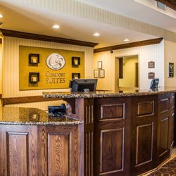 Comfort Suites