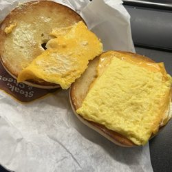 McDonald's - "Bacon" Egg Cheese Bagel.....
