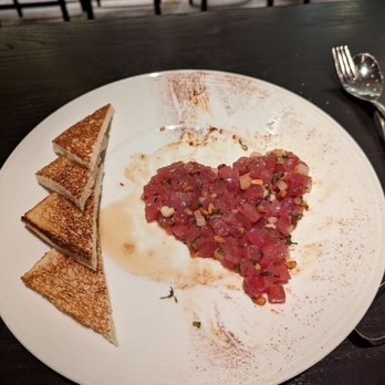Bourbon Steak Orange County - Michael's Ahi Tuna Tartare - Steakhouses Near Me - Dana Point, California