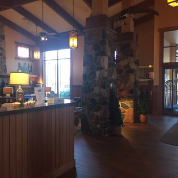 Canal Park Lodge - Hotels Near Me - Duluth, Minnesota