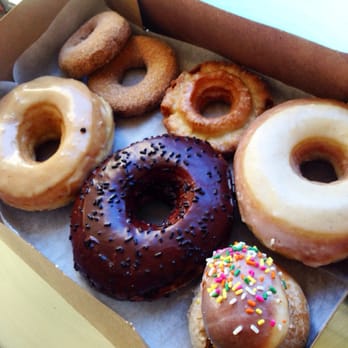 Doughnut Vault - Look how huge the glazed donuts are! - Donuts Near Me - Chicago, Illinois Doughnut Vault - Look how huge the glazed donuts are! - Donuts Near Me - Chicago, Illinois