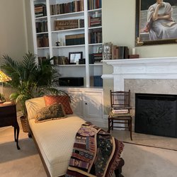 The Barber-Tucker House - Library