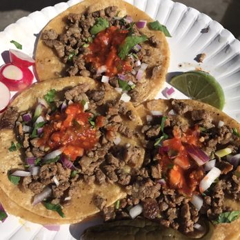 Tacos El Hidalguense - My taco plate - Food Trucks Near Me - Salida, California