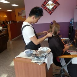 Annie's Nails & Tanning Salon
