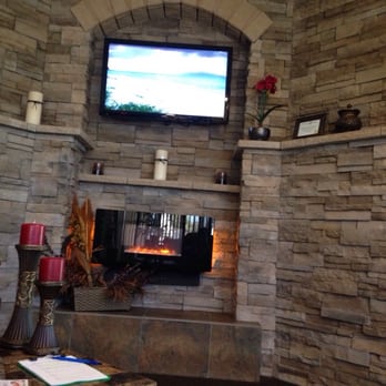 Massage Green Spa - Nice waiting room with ocean sounds and a mock fire pit - Skin Care Near Me - Corona, California Massage Green Spa - Nice waiting room with ocean sounds and a mock fire pit - Skin Care Near Me - Corona, California